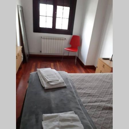 Apartamento Con Garaje Santiago De Compostela Appartamento Esterno foto