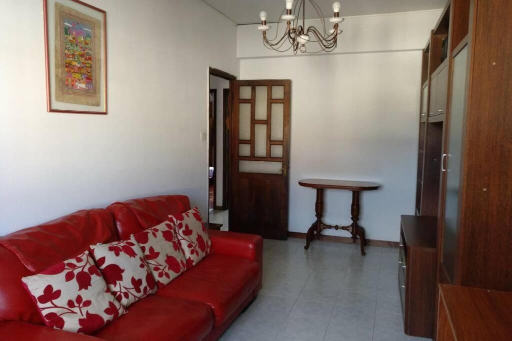 Apartamento Con Garaje Santiago De Compostela Appartamento Esterno foto