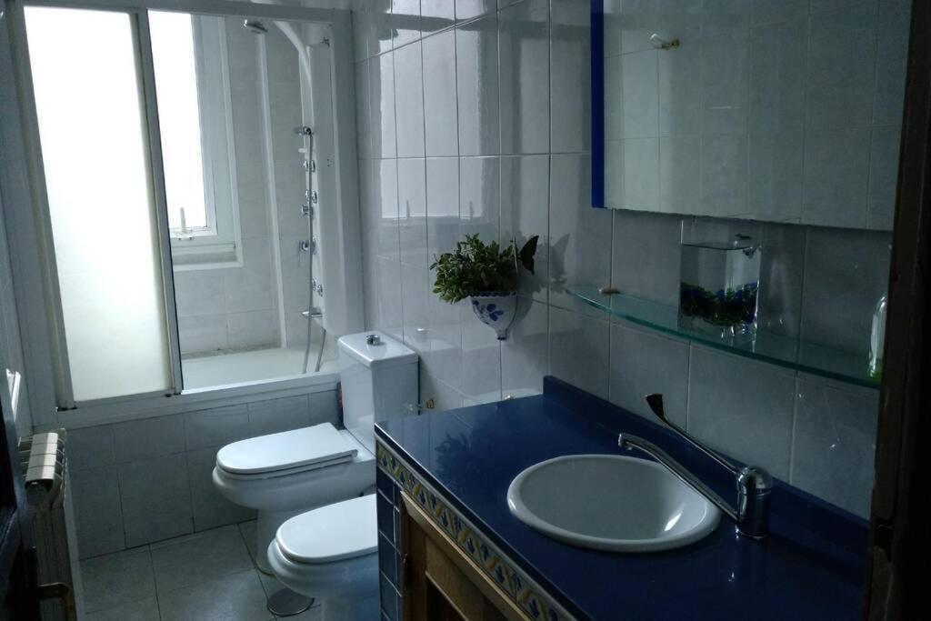 Apartamento Con Garaje Santiago De Compostela Appartamento Esterno foto