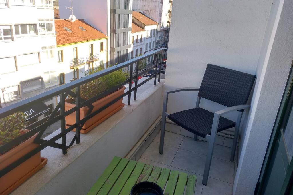 Apartamento Con Garaje Santiago De Compostela Appartamento Esterno foto