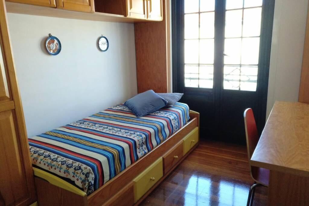 Apartamento Con Garaje Santiago De Compostela Appartamento Esterno foto